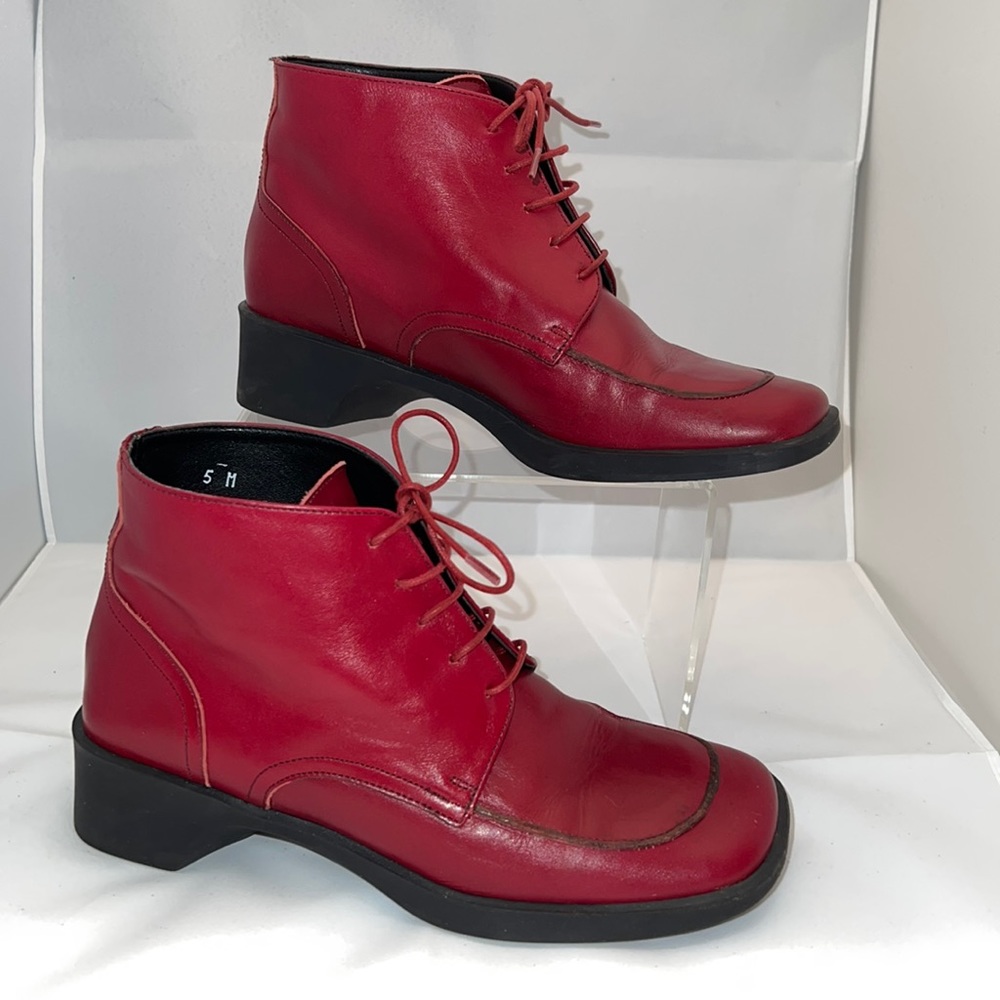 Nickels Soft Deep Red / Merlot Ankle Boots Size: 5 M - Preowned